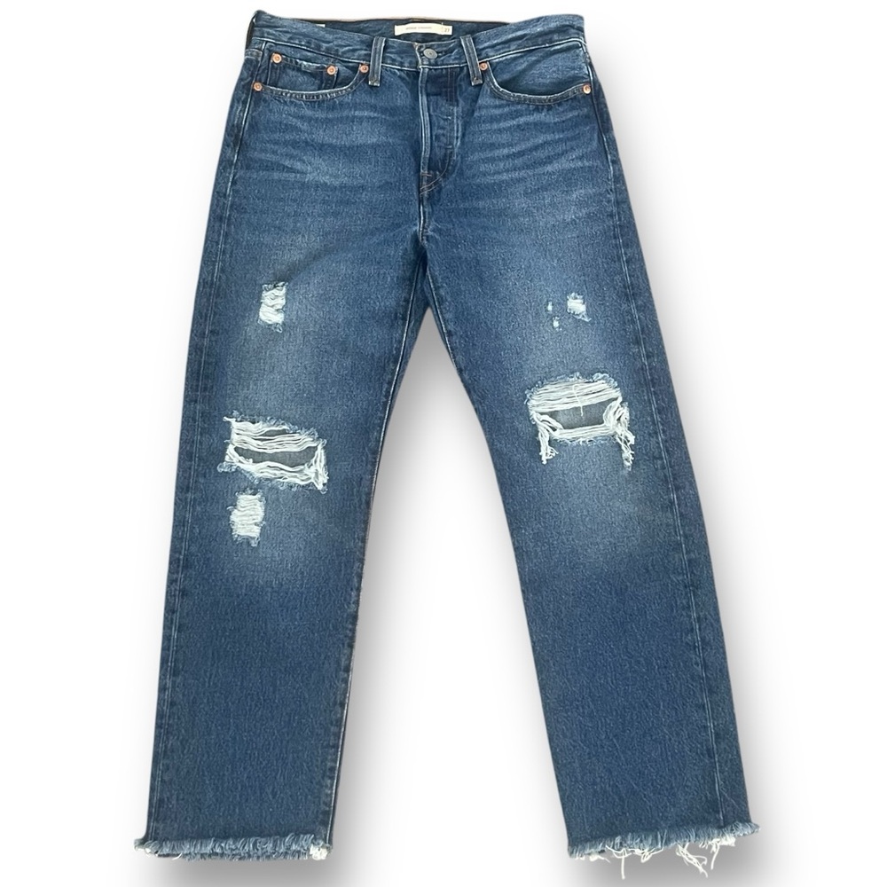 Levi’s Medium Wash Wedgie Distressed Straight Leg Jeans Women’s Size 27